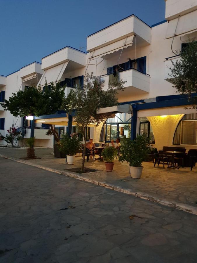 To Kyma Aparthotel Amarynthos Exterior photo